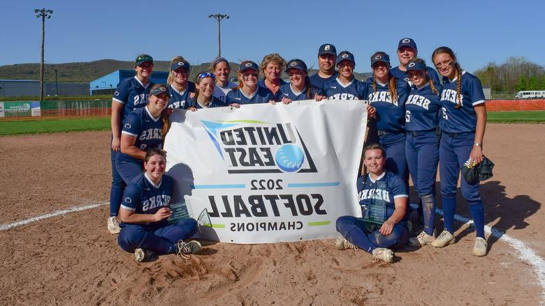 的 Penn State Berks Softball Team wins United East Title